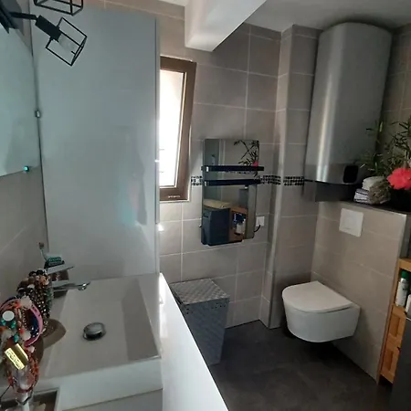 Appartamento A Deux Pas De La
